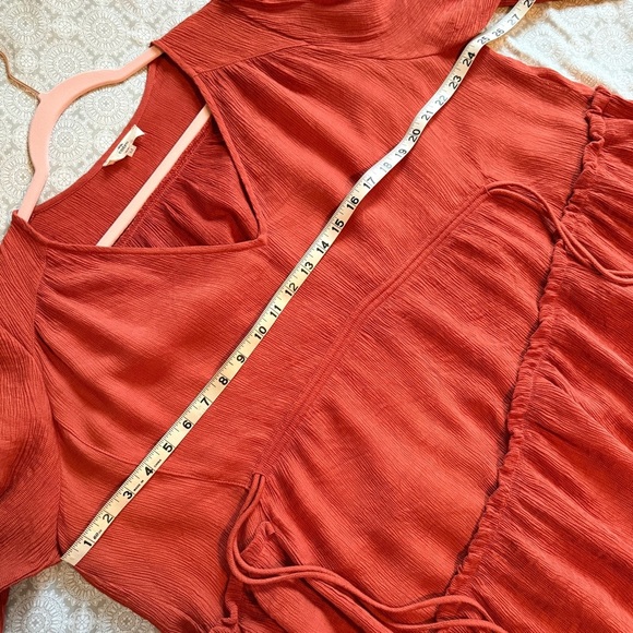 Entro Rust V-Neck Top Women's Medium - Picture 6 of 9